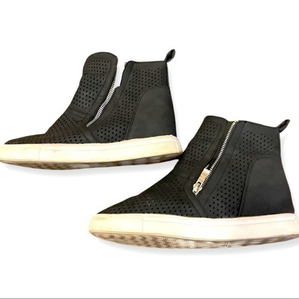Black platform wedge sneaker